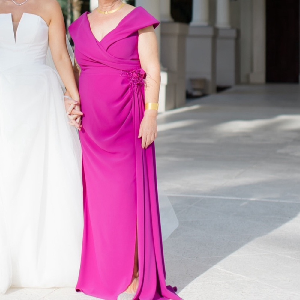 Mother of the Bride/Groom Dress